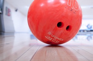 Bowling ball (Used under the CC-BY-2.0 license. Source: flic.kr/p/7zBSmp)